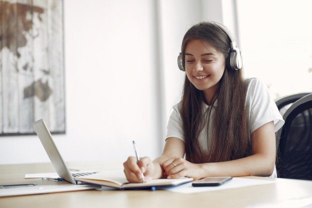 A importância da Qualificação para Estudantes e Professores